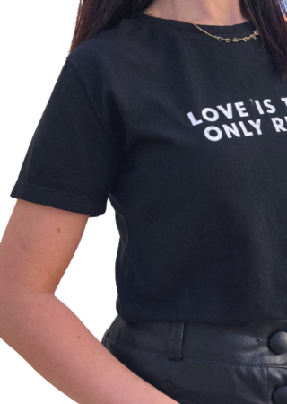 T-shirt Basic Preta Love is The Only Rule