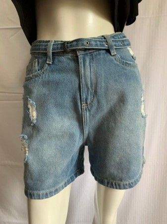 Shorts Jeans com Cinto