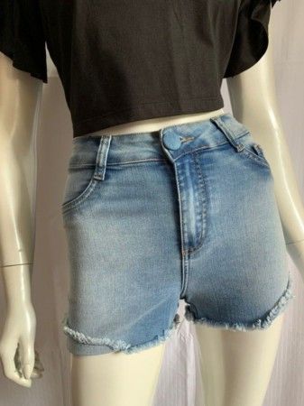 Shorts Jeans Botão Revestido