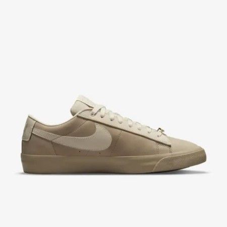 Tênis Nike SB Zoom Blazer Low Unissex Caqui e Bege