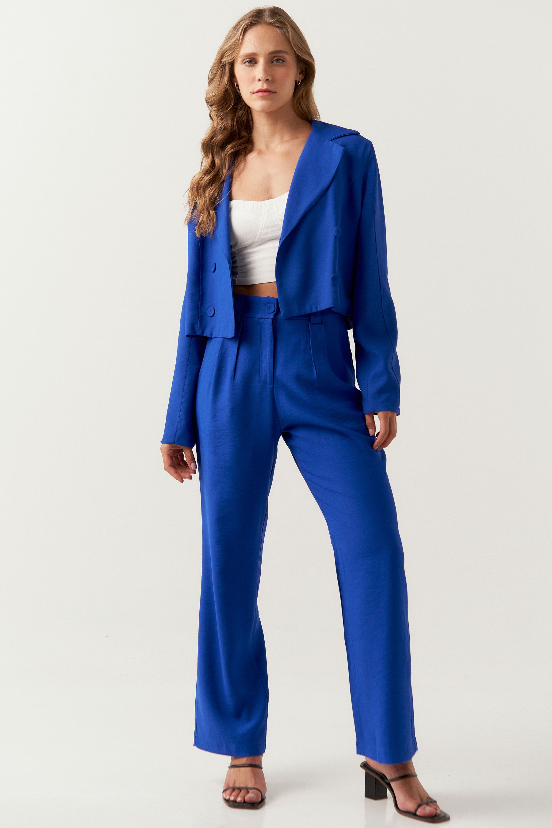 Blazer cropped betania azul bic