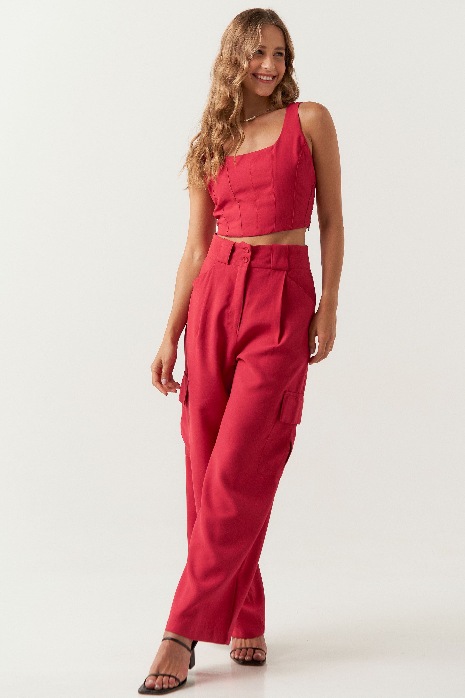 Calça pantalona modern cargo vermelho