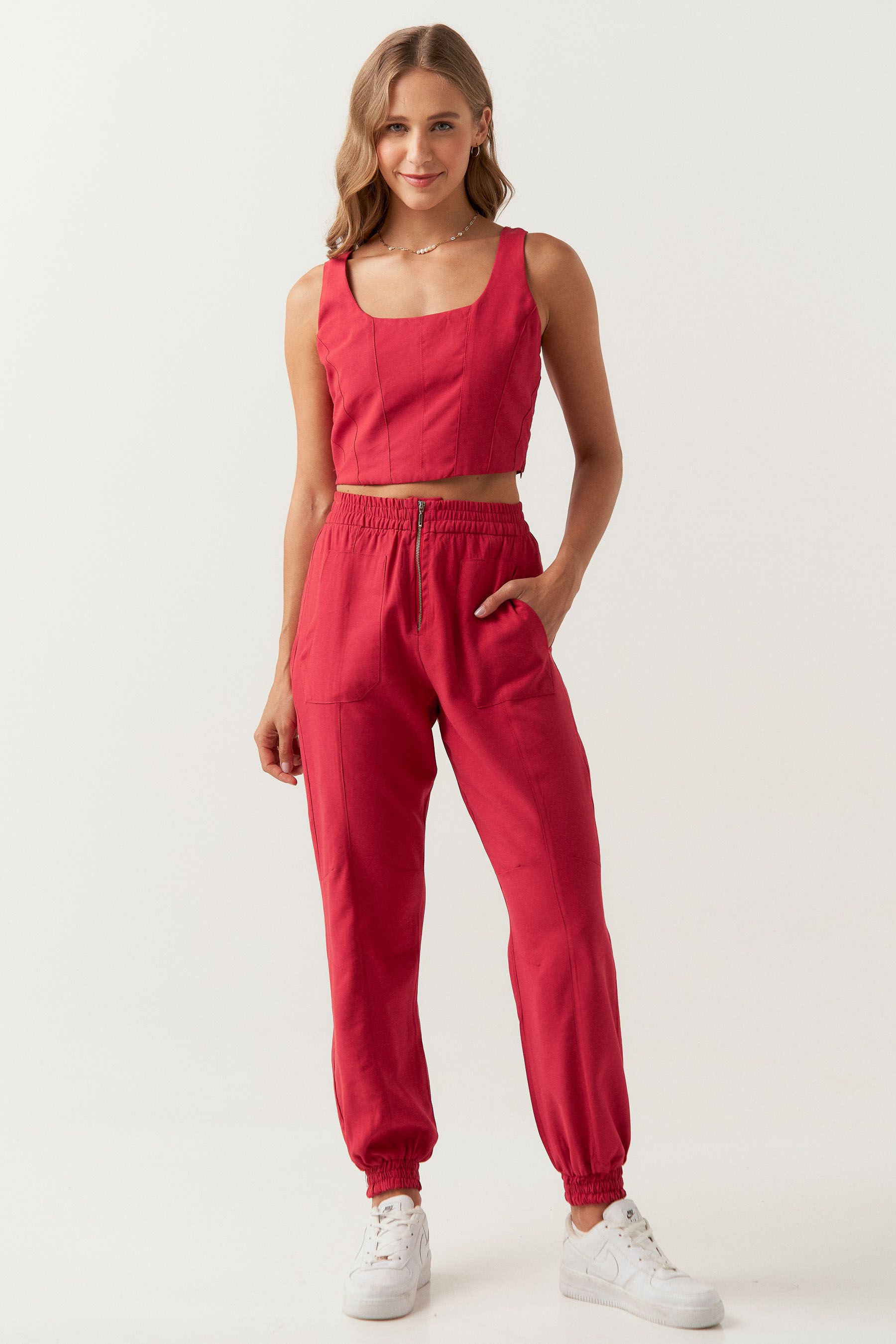 Calça jogger modern manu vermelho