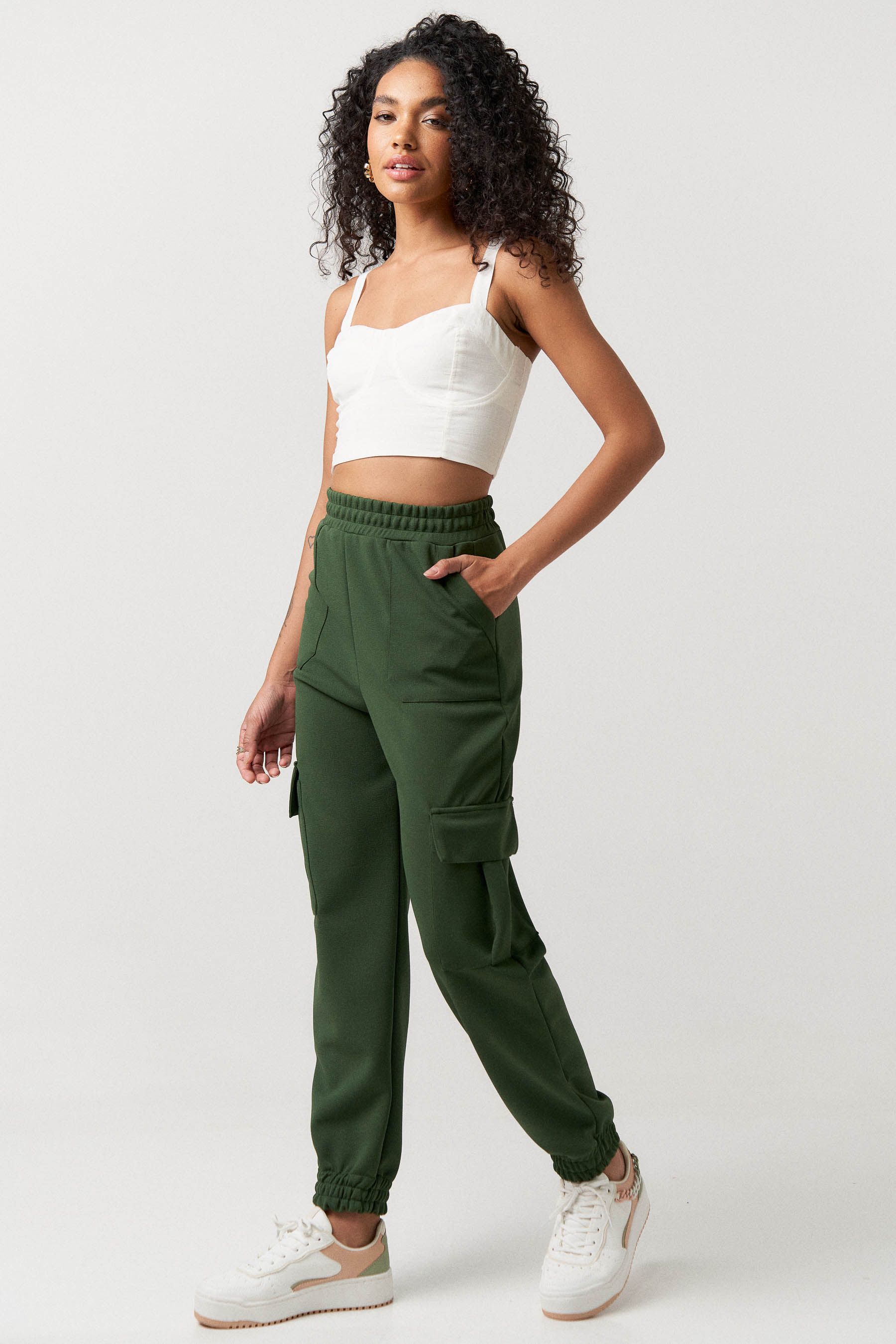 Calça jogger leni malha craquelada verde