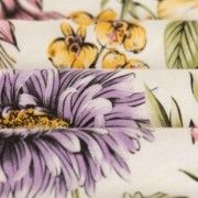 Malha King Size Estampada 30X1 Penteada -   Flor de Zínia Fundo Champagne