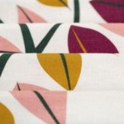 Malha King Size Estampada 30X1 Penteada -   Folhagens de Outono Fundo Champagne