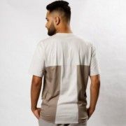 Molde Camiseta Oversized com Recortes e Bolso Cargo - Masculina