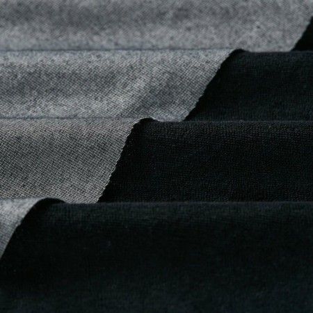 Felpa -  Preto (CORTE PRONTO)