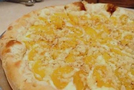 FRUTAS ( MAÇA, BANANA, PÊSSEGO, CHOCOLATHE.)