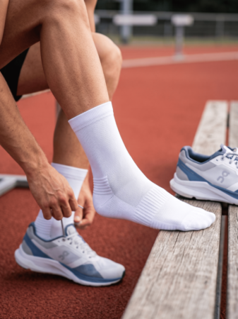 MEIA CANO LONGO RUNNER ENDURANCE SPORTWEAR- UNISSEX - BRANCA