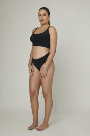 CINTA MODELADORA PÓS CIRÚRGICA SEM COSTURA SOUTIEN COM ALCA  AJUSTAVEL SEAMLESS - PRETO