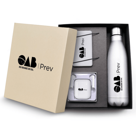 Kit Boas-Vindas 8 - Garrafa de 750 mL, Fone Bluetooth e Power Bank de 5.000 mAh