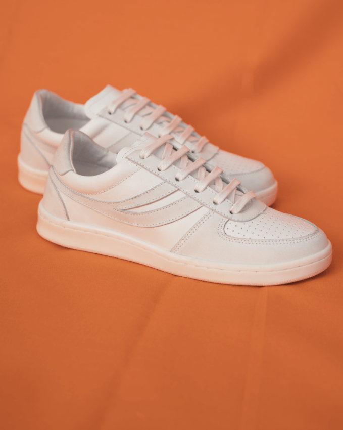 2846 SEATTLE LEATHER NOBUCK ALL WHITE - 34 - Superga