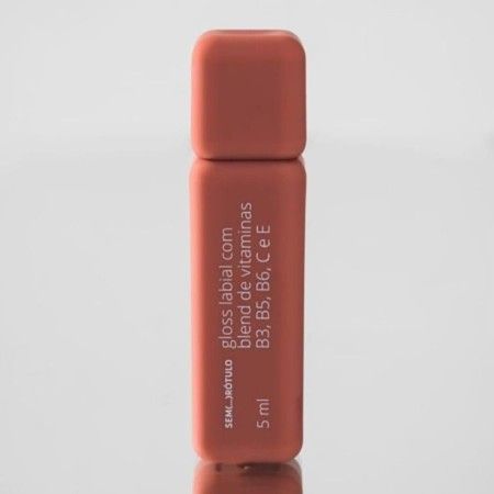 Gloss Labial com blend de vitaminas B3, B5, B6, C e E