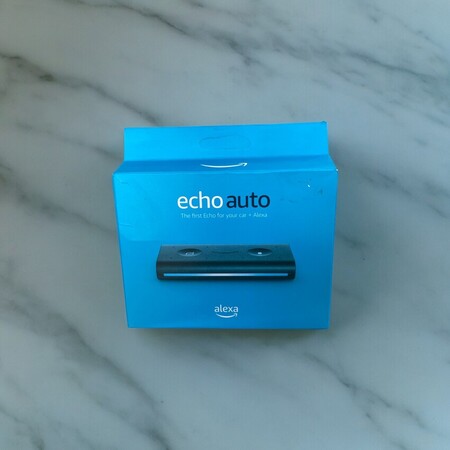 ECHO AUTO ALEXA